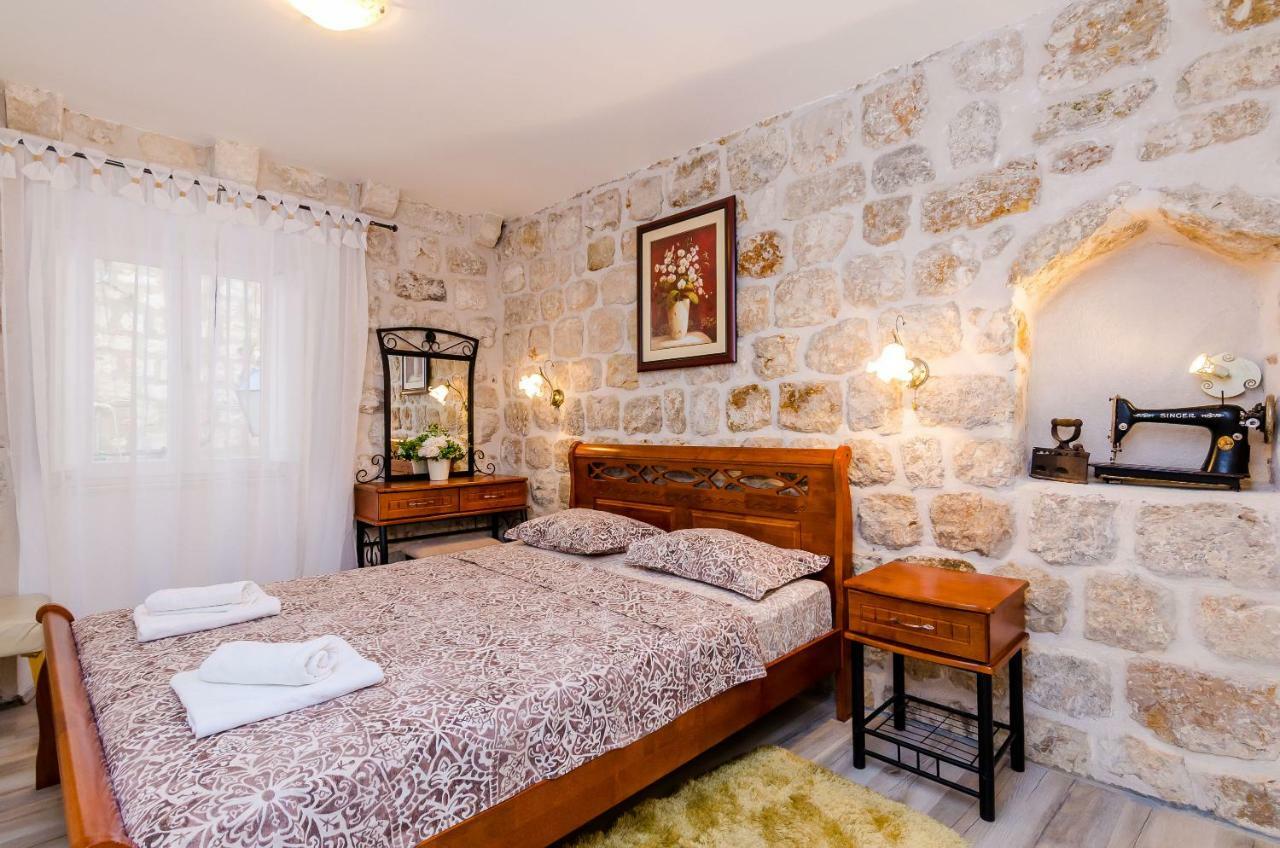 Apartment Little Star II ดูบรอฟนิก ภายนอก รูปภาพ