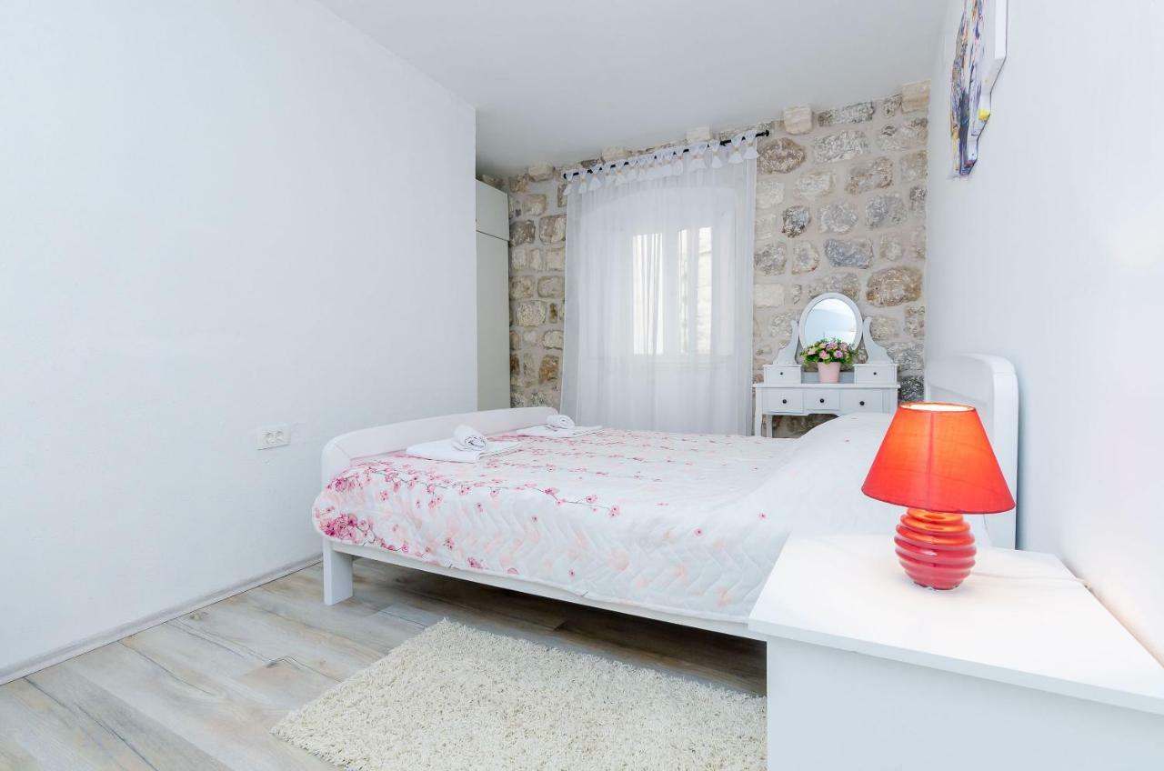 Apartment Little Star II ดูบรอฟนิก ภายนอก รูปภาพ